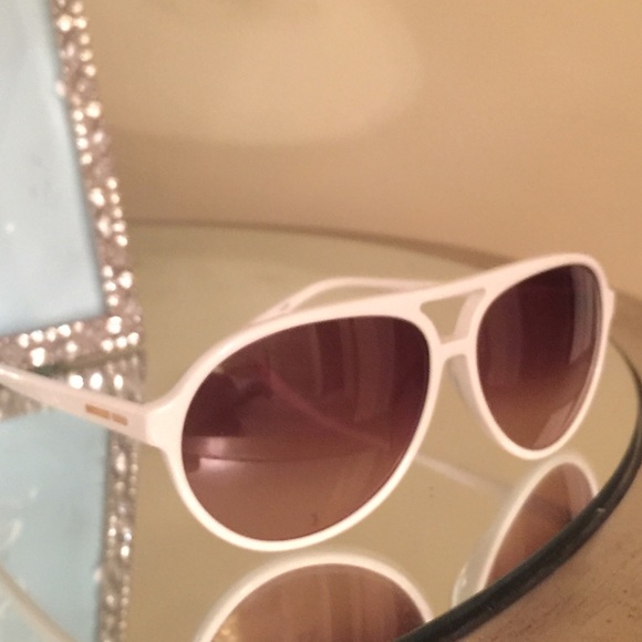 Michael Kors Sunglasses - Picture 3 of 3
